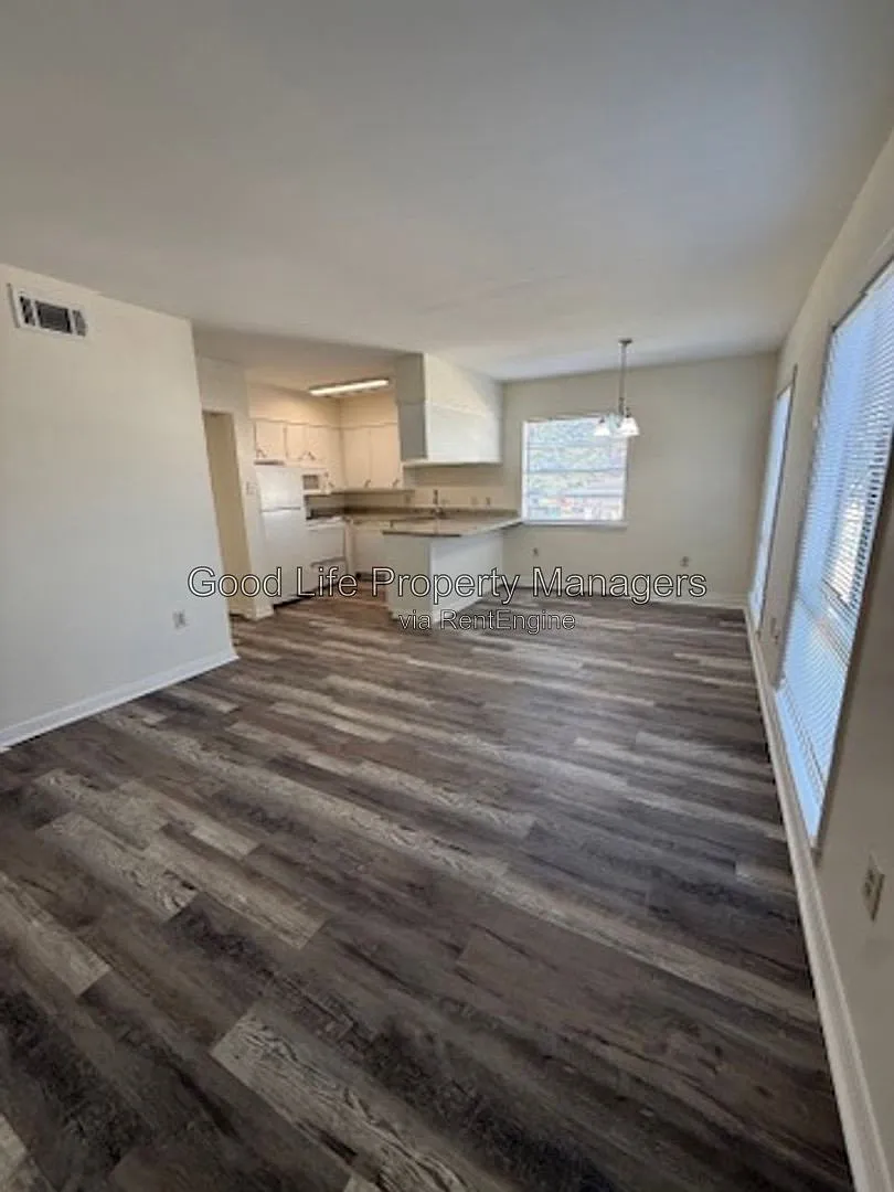 1 bed, 1.0 bath, 550 sqft, $1,200 — Photo 1