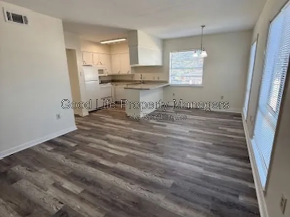 1103 N 15th Ave, Pensacola, FL