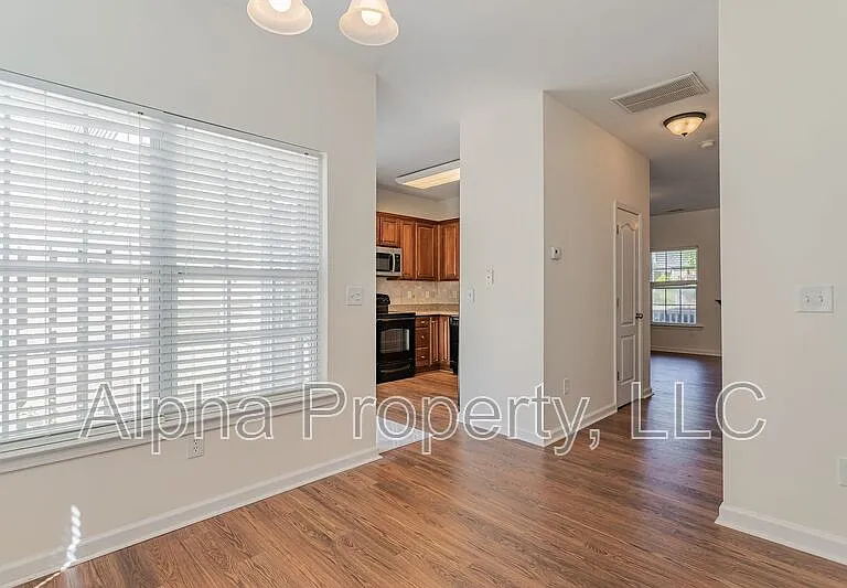 382 Juniper Bend Cir — Photo 9