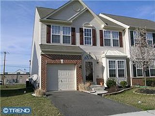 1st image of 28 N Cummings Dr