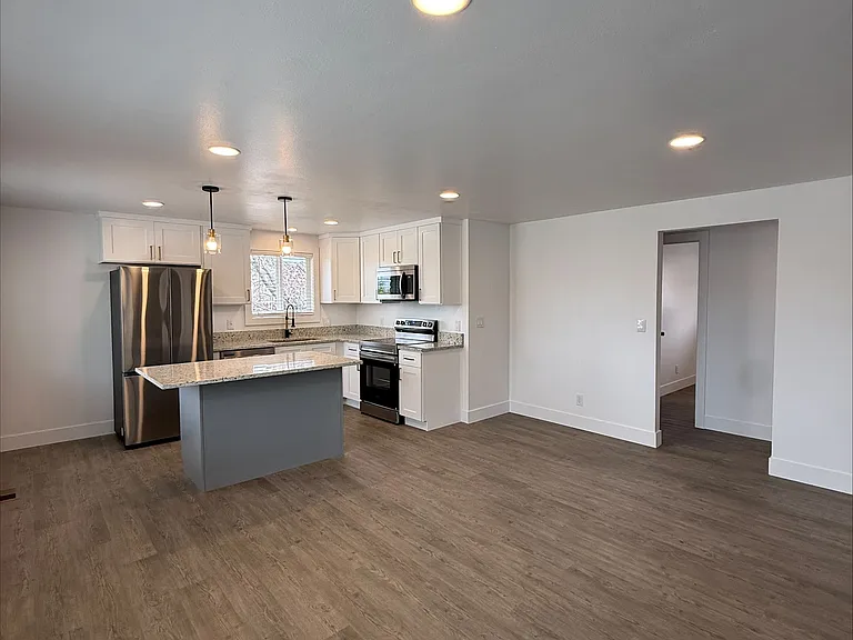 Unit 8613 - Brand New Renovations