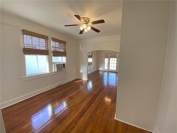 5th image of 313 Metairie Lawn Dr