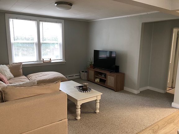 5th image of 67 Ash St APT 1