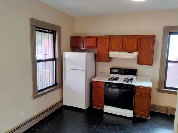 56 Congress St APT 302, Hartford, CT 06114