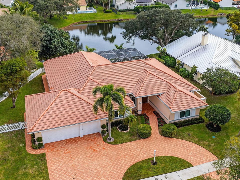 1st image of 2946 Sabalwood Court