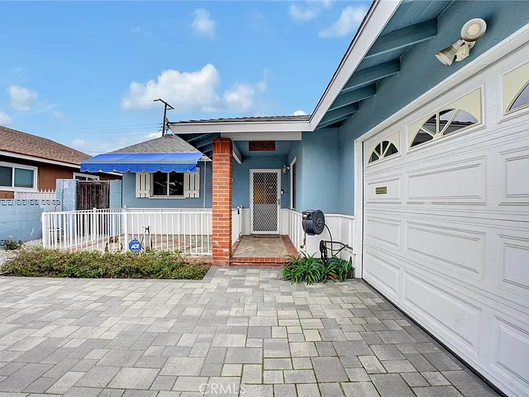 17230 Bonham Ave — Photo 4