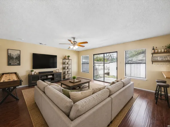 9923 Misty Plain Dr., San Antonio, TX 78245