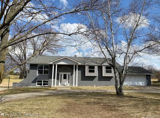 2215 Atlas Rd, Davison, MI 48423