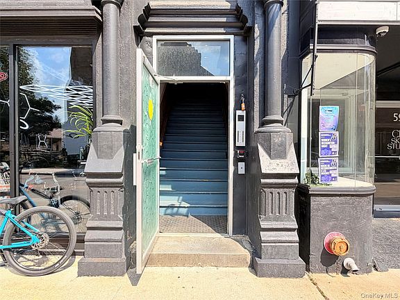 2nd image of 61 North St APT 2C