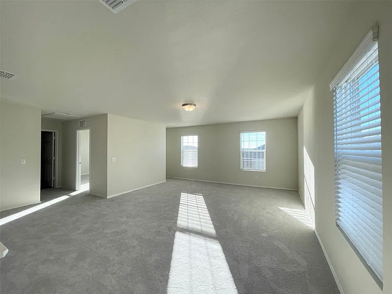 16020 Rein Ave — Photo 16