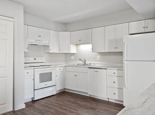 5321 Whitetail Dr APT 3, Springfield, IL 62703