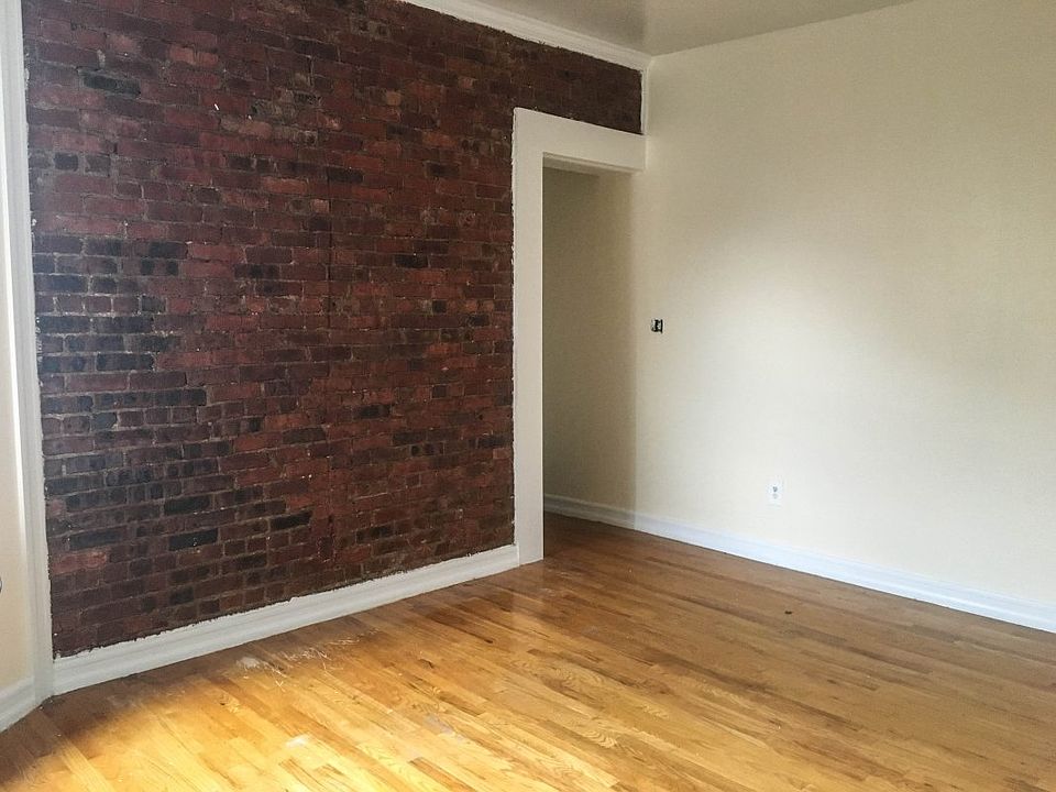 1st image of 434 W 163rd St APT 27