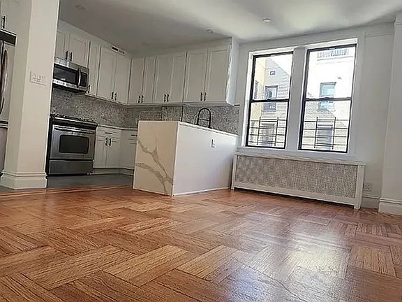 3rd image of 140 W 86th St APT 3B
