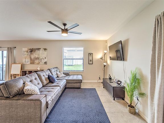 3rd image of 13919 Arbor Pines Dr