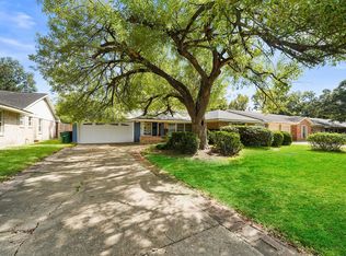 9015 Bintliff Dr, Houston, TX 77074