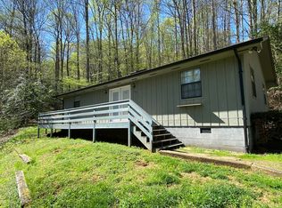 164 Jade Rd, Sylva, NC 28779