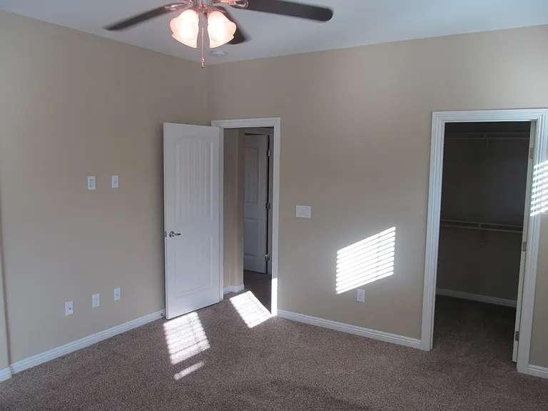 3711 Gilmore Creek St — Photo 28