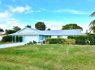 489 E Valley Dr, Bonita Springs, FL 34134