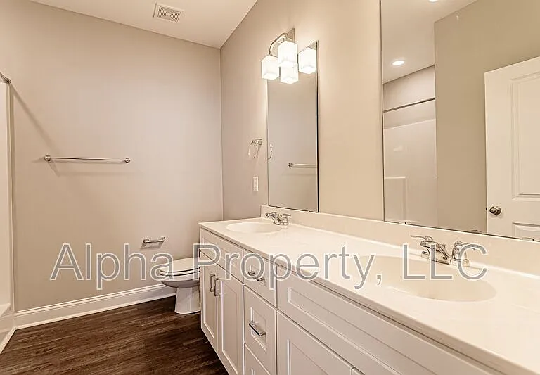 18 Alderly Way — Photo 13