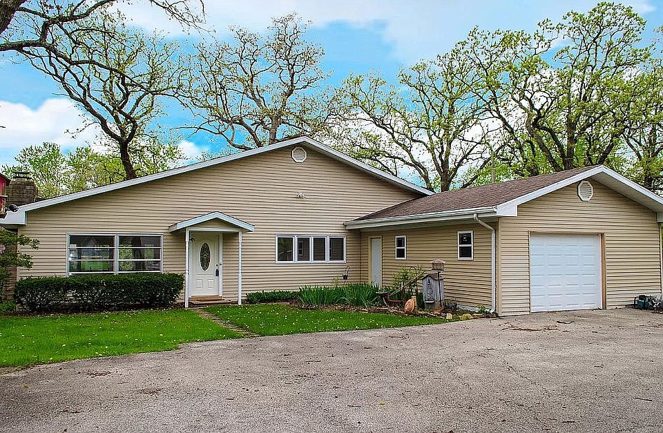 1st image of 326 Kaufman Dr