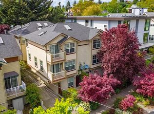 3631 Phinney Ave N #B, Seattle, WA 98103