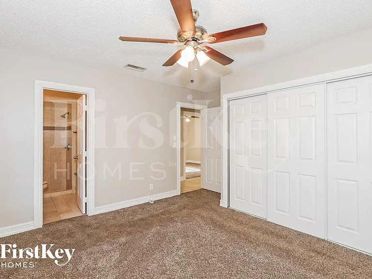 2366 NW 110th Ter — Photo 9