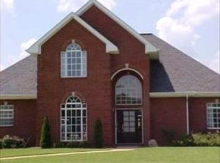 1761 Steele Rd, Starkville, MS 39759