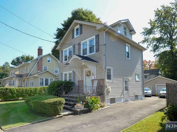 64 E Central Ave, Bergenfield, NJ 07621