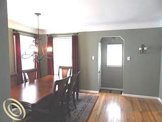 4th image of 1603 N Connecticut Ave