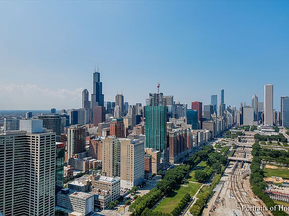5th image of 1201 S Prairie Ave APT 4703