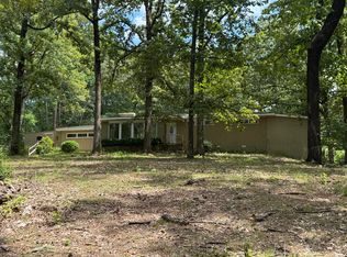 409 S Pinehurst St, Fulton, MS 38843
