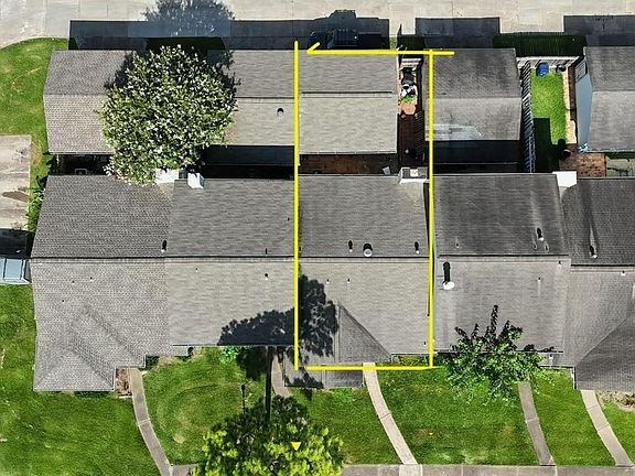 2nd image of 6373 S Briar Bayou Dr