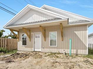 301 Gabrielle Ln, Panama City, FL 32404