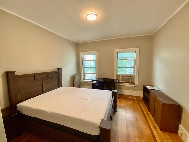 148 Governor St #2 — Photo 16