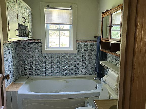 5th image of 1408 W Cove Rd