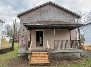 9 Woodard Ave, Hadley, NY 12835