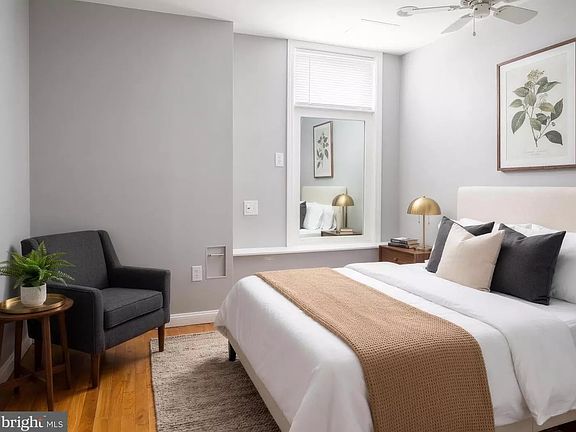 5th image of 1769 T St NW APT 1