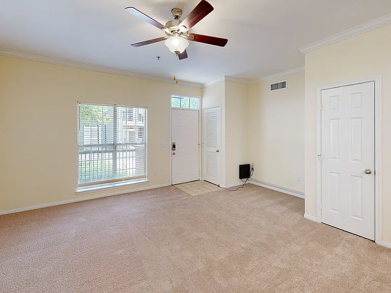 The Carriage Homes at Wyndham — Photo 33