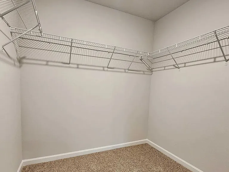 5225 Pinyon Dr — Photo 20