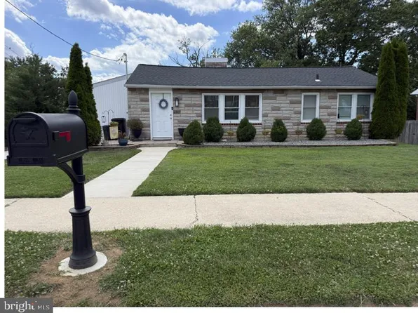 2307 Harford Hills Rd, Parkville, MD 21234
