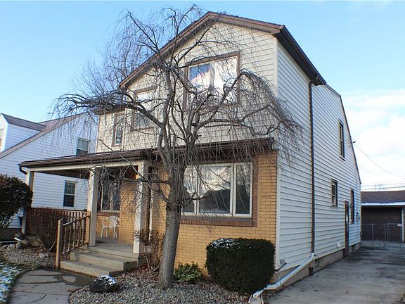 2nd image of 412 Traverse Blvd