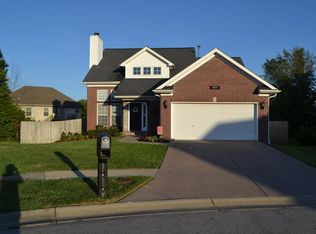8011 Village Gate Ct, Louisville, KY 40291