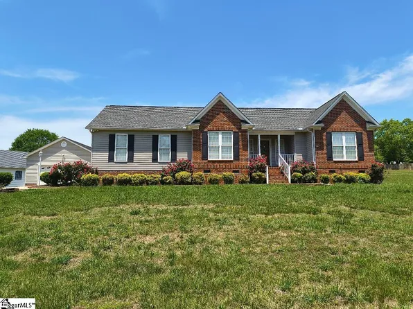 124 Brooke Lee Cir, Taylors, SC 29687