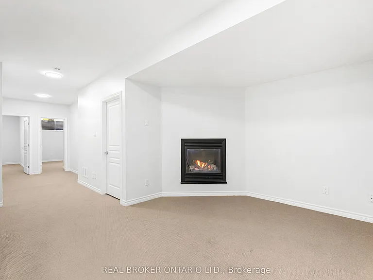 43 Claridge Dr — Photo 24