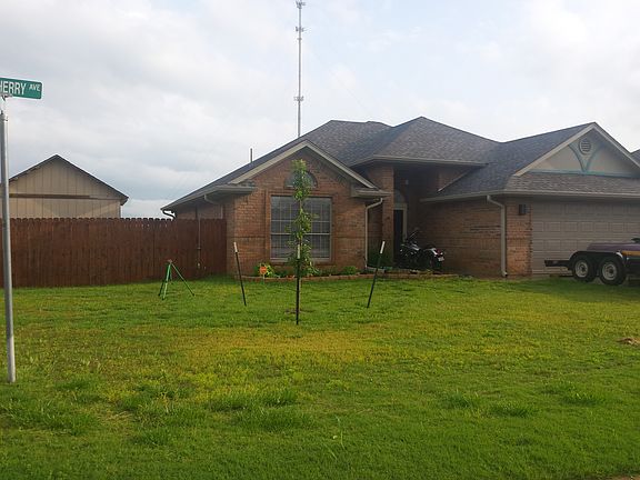 Front view corner lot