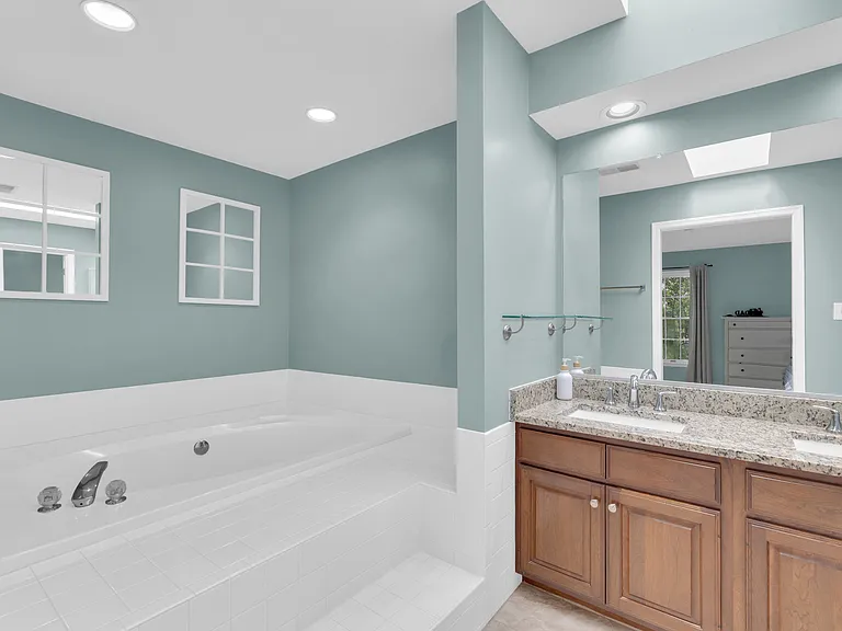 7707 Lake Glen Dr — Photo 28