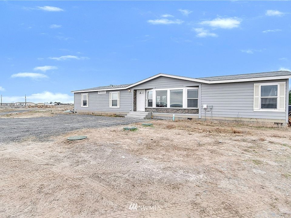 1st image of 4532 Road E NE