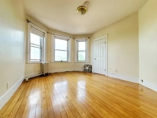 278 Harvard St, Cambridge, MA 02139