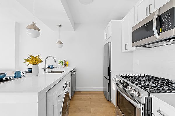 1st image of 217 Prospect Ave #4