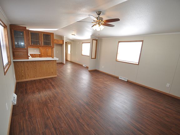 2nd image of 504 Forest Blvd